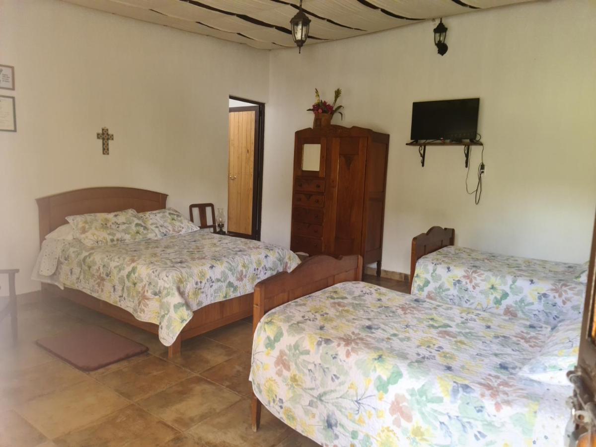 הואסקה דה אוקמפו Finca Los Angeles Hospederia & Sociales מראה חיצוני תמונה