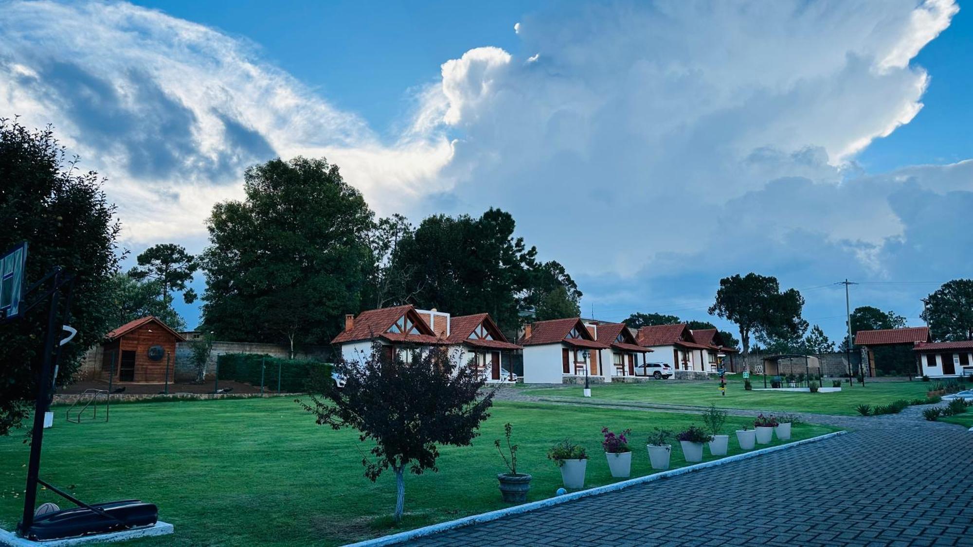 הואסקה דה אוקמפו Finca Los Angeles Hospederia & Sociales מראה חיצוני תמונה